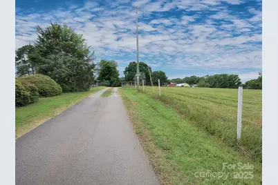 269 Johnson Dairy Road, Mooresville, NC 28115 - Photo 2