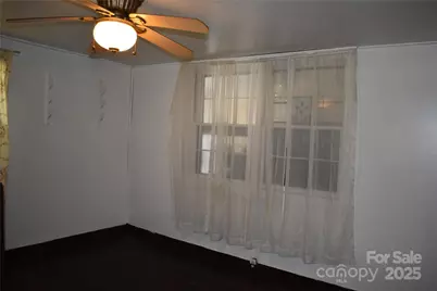 118 Fourth C Street, Marion, NC 28752 - Photo 12