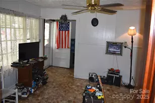 118 4th C St, Marion, NC 28752 - Photo 18