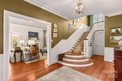 712 N Center Street N, Statesville, NC 28677 - Photo 6