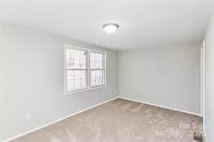 9464 Lexington Cir, Charlotte, NC 28213 - Photo 12