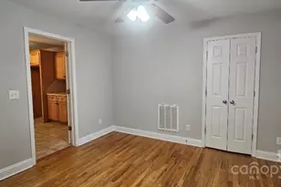 2820 Bellhaven Cir, Charlotte, NC 28214 - Photo 8