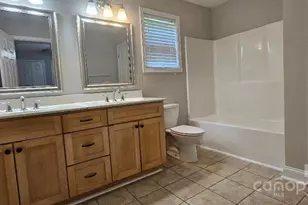 2820 Bellhaven Cir, Charlotte, NC 28214 - Photo 12