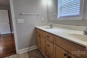 2820 Bellhaven Cir, Charlotte, NC 28214 - Photo 16