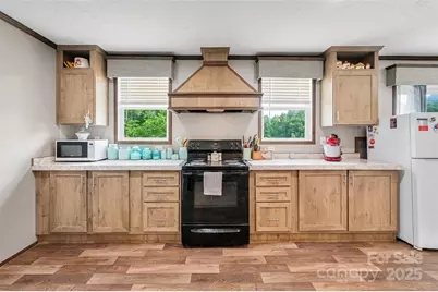 208 Stillwater Springs Road, Burnsville, NC 28714 - Photo 8