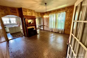 4689 Lakeview Acres Rd, Valdese, NC 28690 - Photo 18