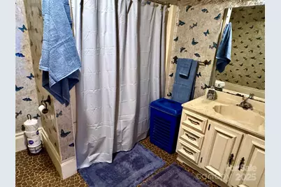 4689 Lakeview Acres Road, Valdese, NC 28690 - Photo 32