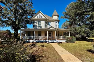 4689 Lakeview Acres Rd, Valdese, NC 28690 - Photo 1