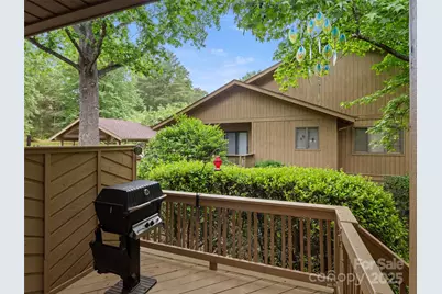 502 Spanish Oak Lane, Hendersonville, NC 28791 - Photo 4