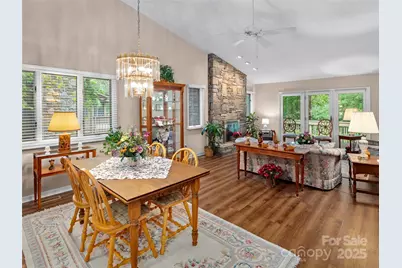 502 Spanish Oak Lane, Hendersonville, NC 28791 - Photo 6