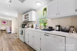 4375 Fox Rd, Lenoir, NC 28645 - Photo 16