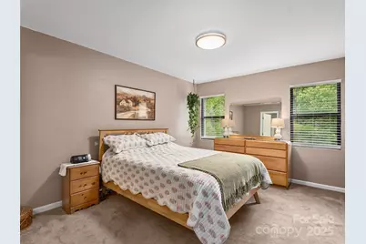 304 Abbey Circle, Asheville, NC 28805 - Photo 10