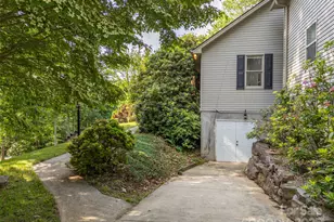 2 Candlestick Dr, Zirconia, NC 28790 - Photo 40