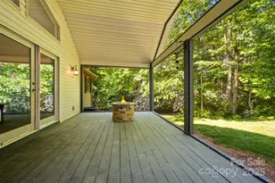 2 Candlestick Dr, Zirconia, NC 28790 - Photo 18