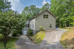 2 Candlestick Dr, Zirconia, NC 28790 - Photo 42