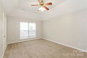 4409 Lenox Hill Pl, Charlotte, NC 28269 - Photo 8