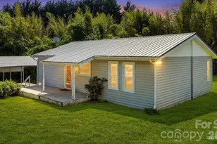 13 Rosscraggon Dr, Asheville, NC 28803 - Photo 1