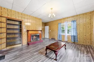 217 S Highland St, Gastonia, NC 28052 - Photo 4