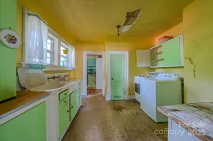 69 Austin Ave, Asheville, NC 28801 - Photo 18