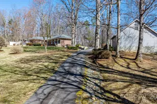 2866 Old Morganton Rd, Lenoir, NC 28645 - Photo 42