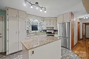 14518 Big Laurel Rd, Mars Hill, NC 28754 - Photo 24