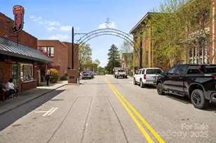 14518 Big Laurel Rd, Mars Hill, NC 28754 - Photo 8