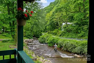 14518 Big Laurel Rd, Mars Hill, NC 28754 - Photo 2