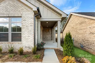 407 Newstyle Wy, Gastonia, NC 28056 - Photo 2