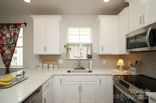 711 Beaty St, Davidson, NC 28036 - Photo 12