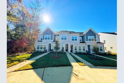 4750 Lakeview Road N #18, Charlotte, NC 28216 - Photo 2