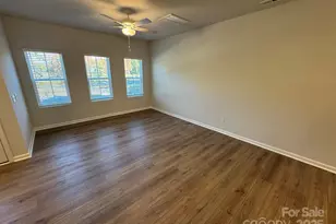 4750 Lakeview Road N, Charlotte, NC 28216 - Photo 14