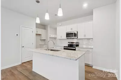 4742 Lakeview Road N #17, Charlotte, NC 28216 - Photo 8