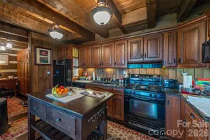 143 Daniel Boone Trl, Burnsville, NC 28714 - Photo 8