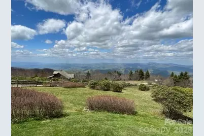 143 Daniel Boone Trail, Burnsville, NC 28714 - Photo 4