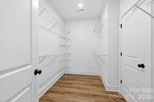 9109 Maybry Pk St, Charlotte, NC 28212 - Photo 22