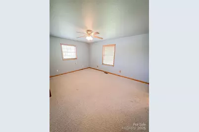 660 Halltown Road, Spruce Pine, NC 28777 - Photo 22