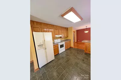 660 Halltown Road, Spruce Pine, NC 28777 - Photo 14