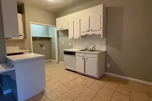 304 Kristin Ln, Hudson, NC 28638 - Photo 4