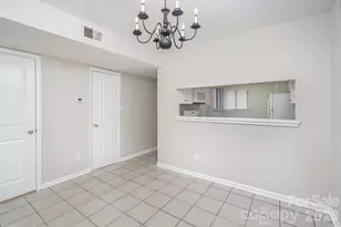 8005 Horse Chestnut Ln, Charlotte, NC 28277 - Photo 10