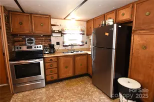 17 Mustang Ln, Waynesville, NC 28786 - Photo 8