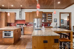 4862 Pinnacle Mountain Rd, Zirconia, NC 28790 - Photo 4