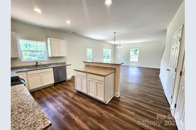 2300 Grayson Parkway, Monroe, NC 28110 - Photo 2
