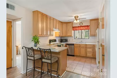 55 Lake Drive #4P, Laurel Park, NC 28739 - Photo 8