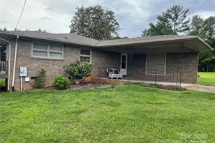 114 Aqua Dr, Forest City, NC 28043 - Photo 2