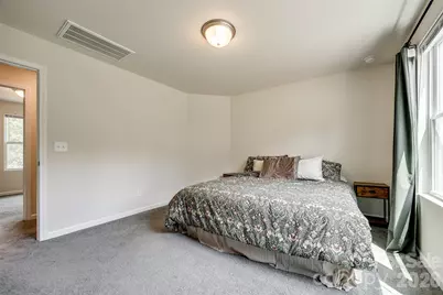 415 Kickapoo Avenue, Gastonia, NC 28056 - Photo 16
