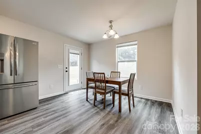 415 Kickapoo Avenue, Gastonia, NC 28056 - Photo 4