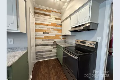 5917 Quail Hollow Road #A, Charlotte, NC 28210 - Photo 6