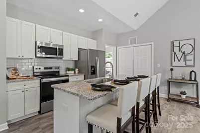 217 E Division Avenue, East Spencer, NC 28144 - Photo 12