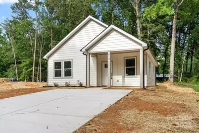 217 E Division Avenue, East Spencer, NC 28144 - Photo 2