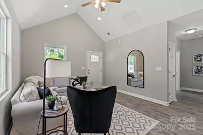 217 E Division Avenue, East Spencer, NC 28144 - Photo 6